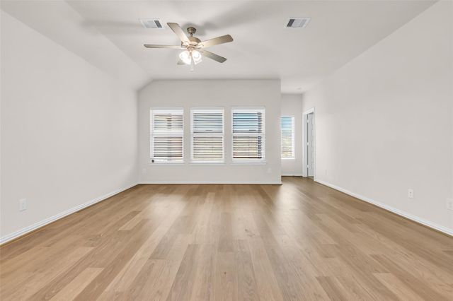 19419 Valletta Green Drive, Hockley, TX 77447