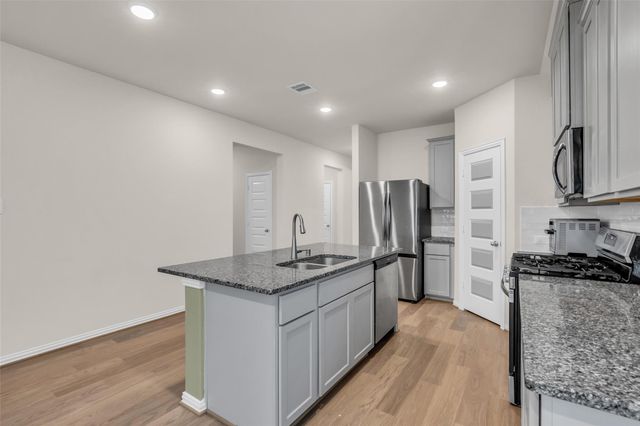 19419 Valletta Green Drive, Hockley, TX 77447