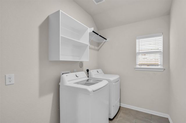 19419 Valletta Green Drive, Hockley, TX 77447