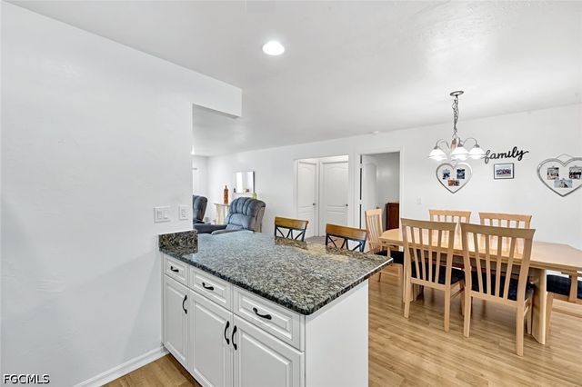 231 SW Trafalgar PKWY, Cape Coral, FL 33991