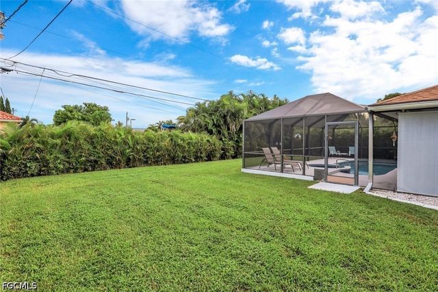 231 SW Trafalgar PKWY, Cape Coral, FL 33991