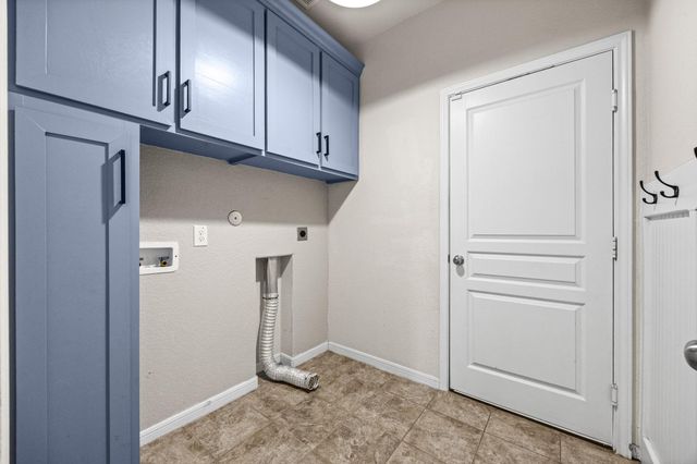 19615 Blue Pine Circle, Cypress, TX 77429