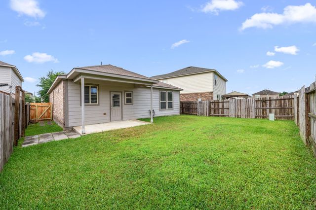 19615 Blue Pine Circle, Cypress, TX 77429