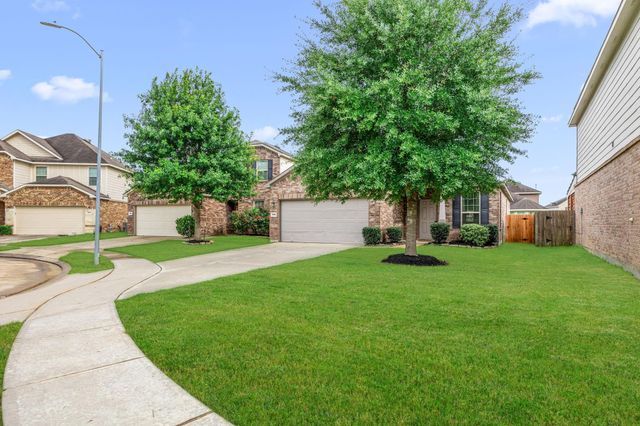 19615 Blue Pine Circle, Cypress, TX 77429