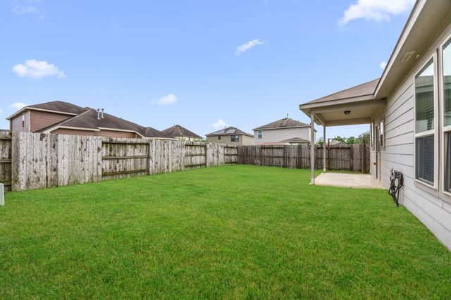 19615 Blue Pine Circle, Cypress, TX 77429