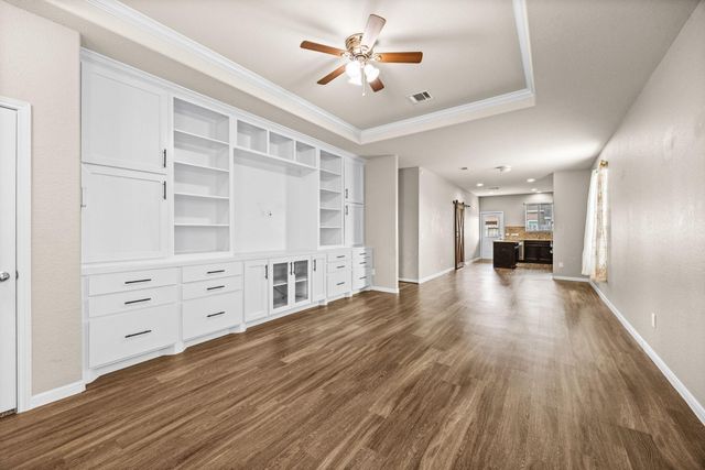 19615 Blue Pine Circle, Cypress, TX 77429