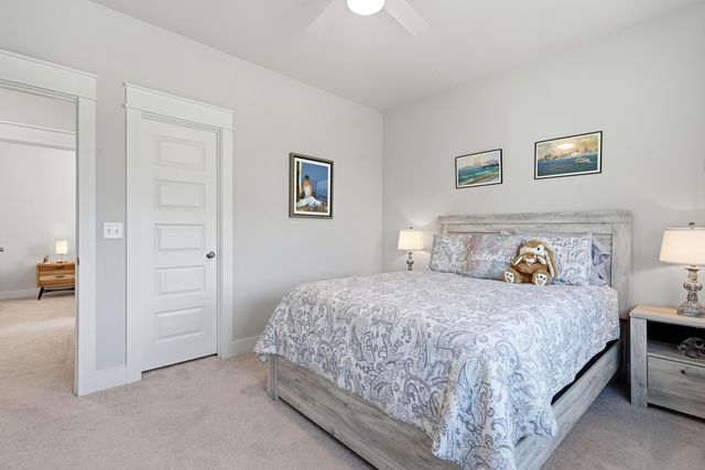 130 Medford Street, Summerville, SC 29486