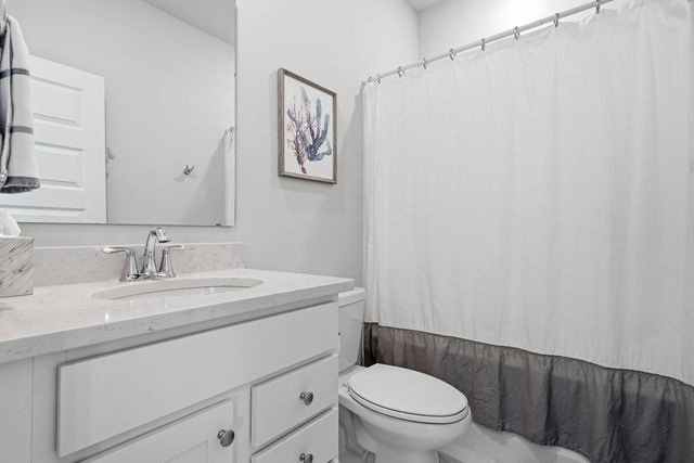 130 Medford Street, Summerville, SC 29486