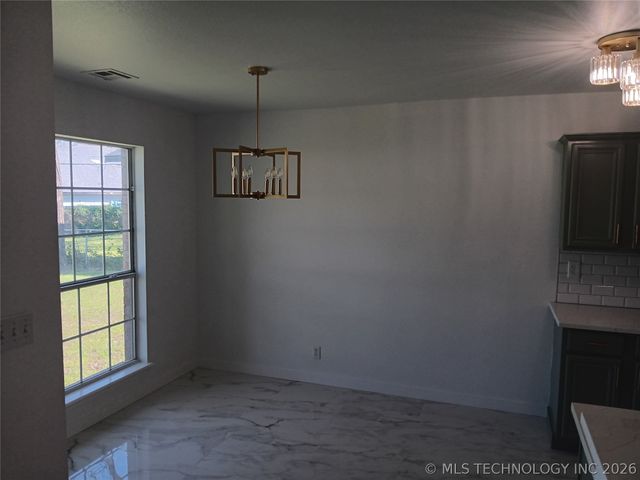 225 E Seminole Place, Tulsa, OK 74110