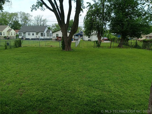 225 E Seminole Place, Tulsa, OK 74110