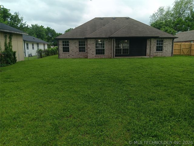 225 E Seminole Place, Tulsa, OK 74110