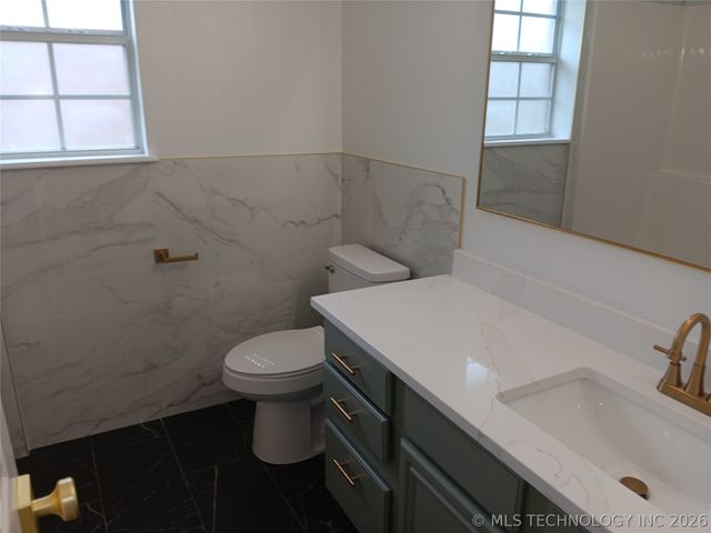 225 E Seminole Place, Tulsa, OK 74110