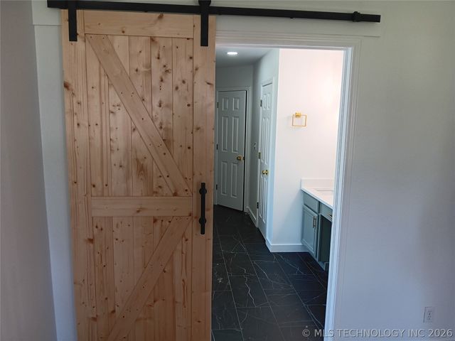 225 E Seminole Place, Tulsa, OK 74110