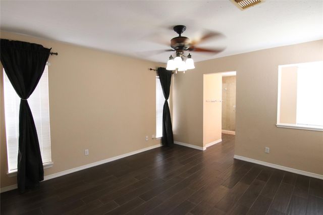 14423 Sandalfoot Street, Houston, TX 77095