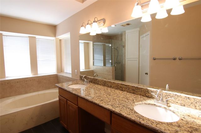 14423 Sandalfoot Street, Houston, TX 77095