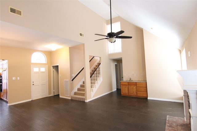 14423 Sandalfoot Street, Houston, TX 77095