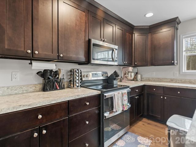 119 Titleist Drive, Statesville, NC 28677