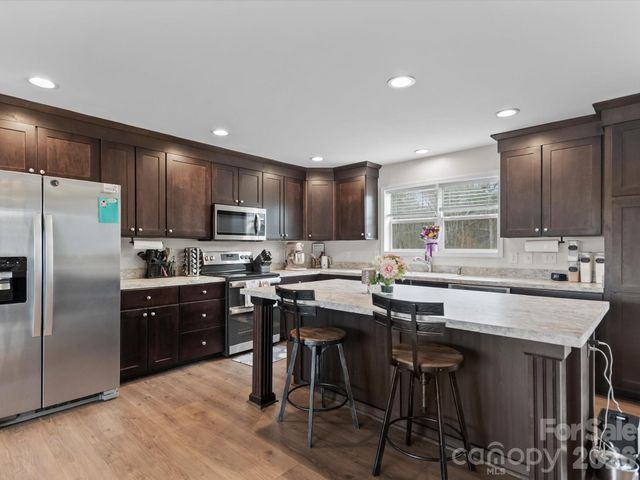 119 Titleist Drive, Statesville, NC 28677