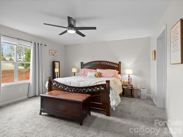 119 Titleist Drive, Statesville, NC 28677