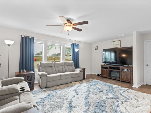 119 Titleist Drive, Statesville, NC 28677