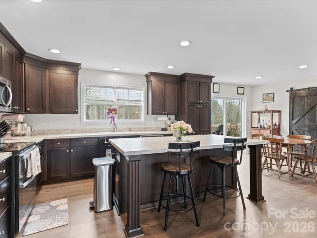 119 Titleist Drive, Statesville, NC 28677