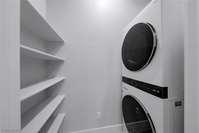 445 Winter Dove Avenue, Henderson, NV 89011