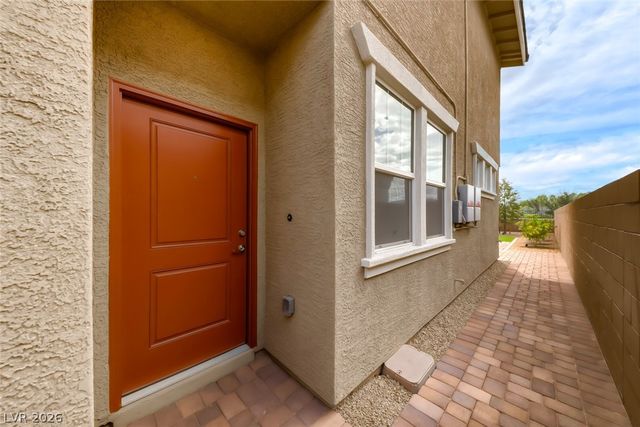 445 Winter Dove Avenue, Henderson, NV 89011