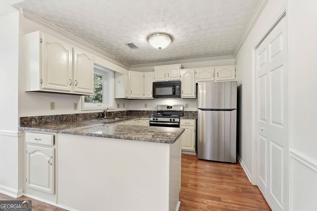 23 Dover Trail, Peachtree City, GA 30269