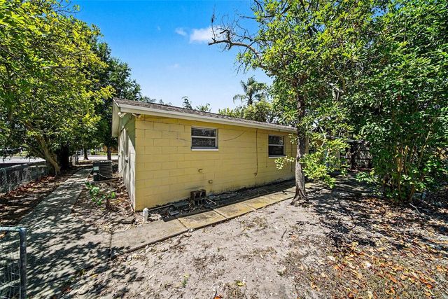 5301 82ND AVENUE N, Pinellas Park, FL 33781