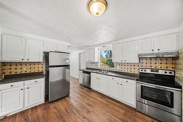 5301 82ND AVENUE N, Pinellas Park, FL 33781