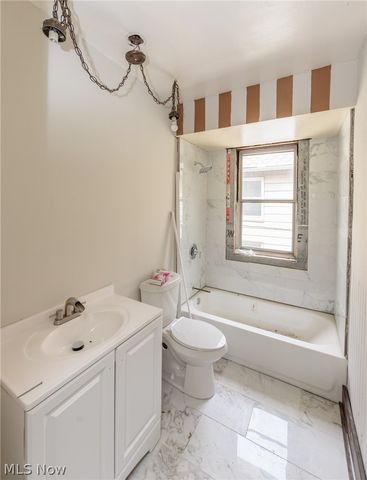 3879 W 21st Street, Cleveland, OH 44109