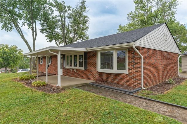 2841 Chinook Lane, Kettering, OH 45420