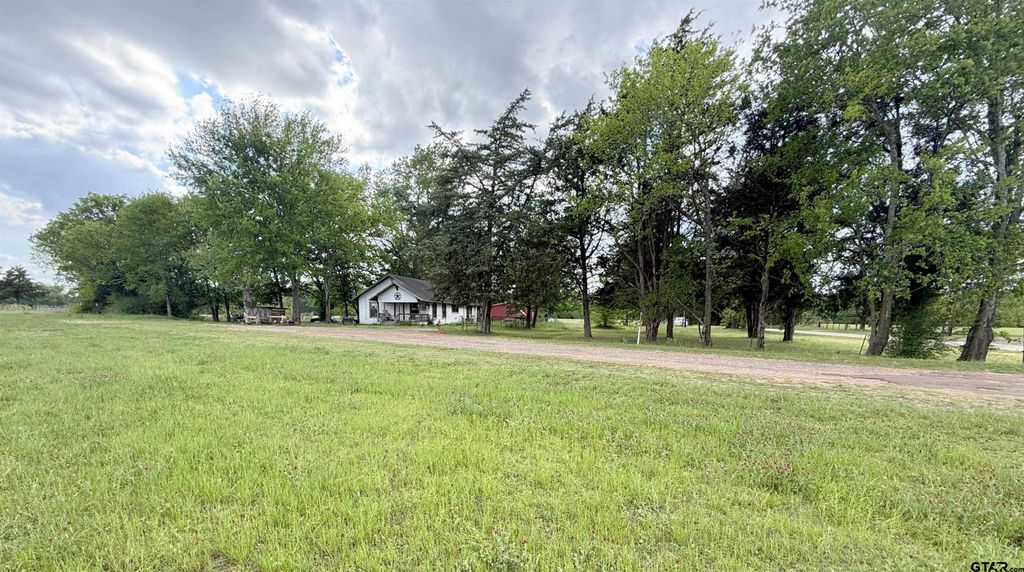149 CR 4830, Winnsboro, TX 75494