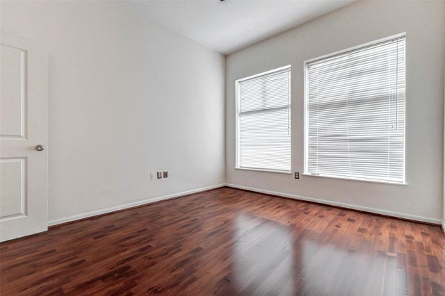 3505 Sage Road 1104, Houston, TX 77056