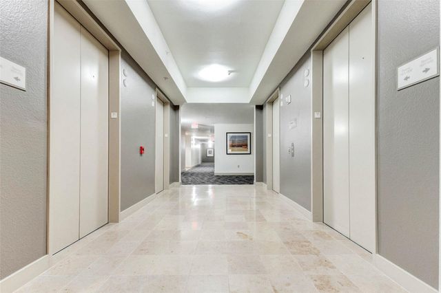 3505 Sage Road 1104, Houston, TX 77056