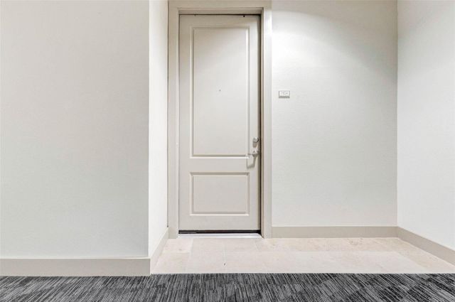 3505 Sage Road 1104, Houston, TX 77056