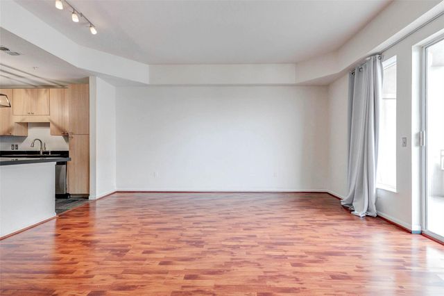 3505 Sage Road 1104, Houston, TX 77056