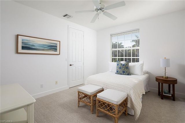 155 1st AVE S, Naples, FL 34102