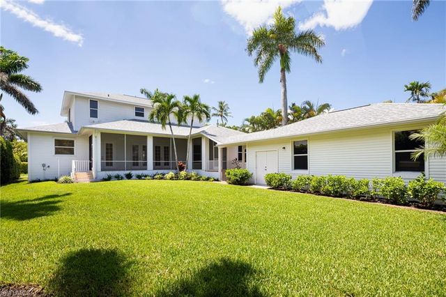 155 1st AVE S, Naples, FL 34102