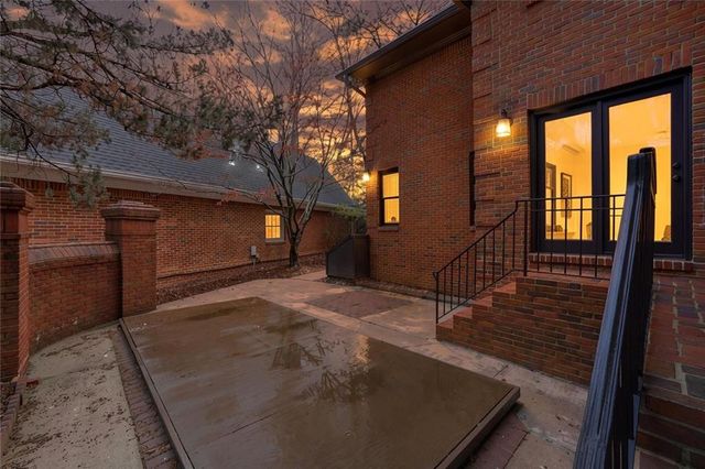 2441 Kings Court NE, Atlanta, GA 30345