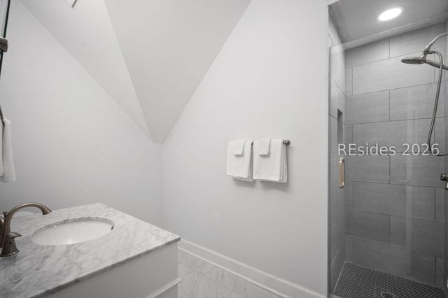 8 E Cottage Cir, Bluffton, SC 29910