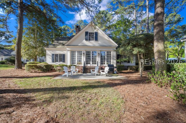 8 E Cottage Cir, Bluffton, SC 29910