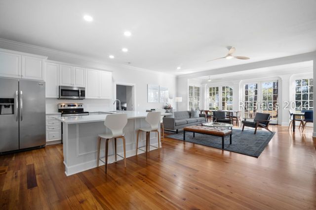 8 E Cottage Cir, Bluffton, SC 29910