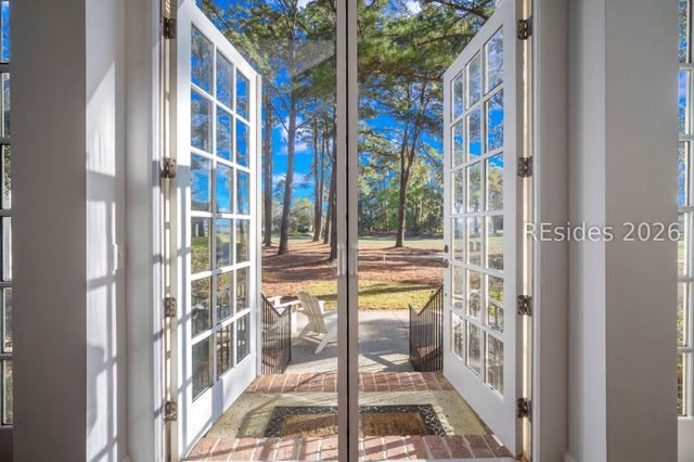 8 E Cottage Cir, Bluffton, SC 29910