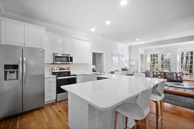 8 E Cottage Cir, Bluffton, SC 29910