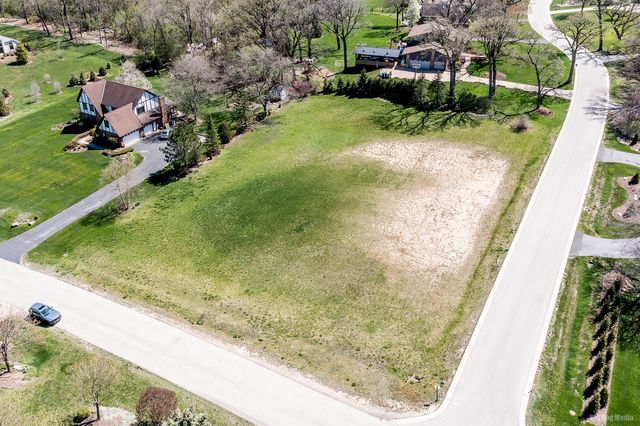 2 Equestrian Way, Lemont, IL 60439