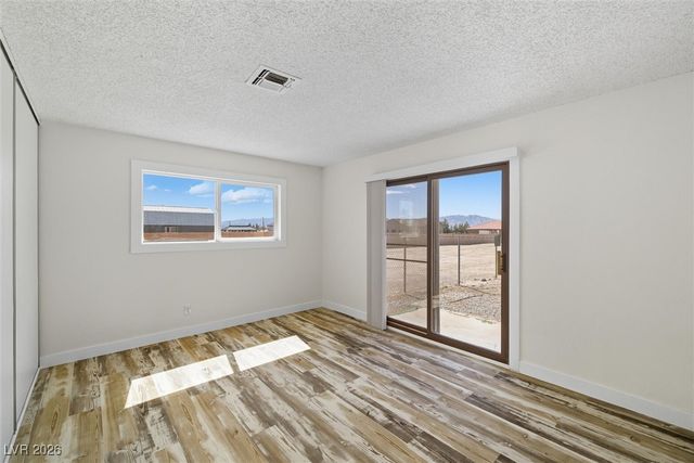 2710 South Rainbow Avenue, Pahrump, NV 89048