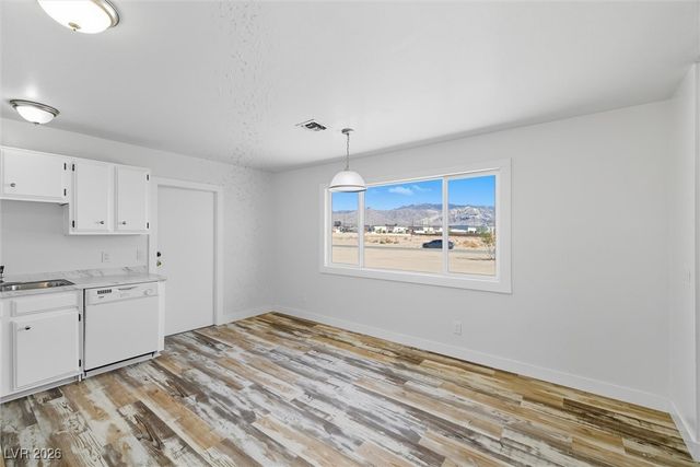 2710 South Rainbow Avenue, Pahrump, NV 89048