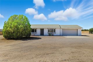2710 South Rainbow Avenue, Pahrump, NV 89048