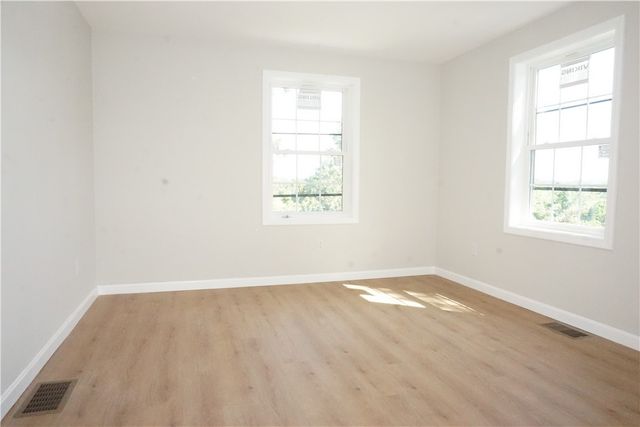 95 Sunset Avenue, Providence, RI 02909